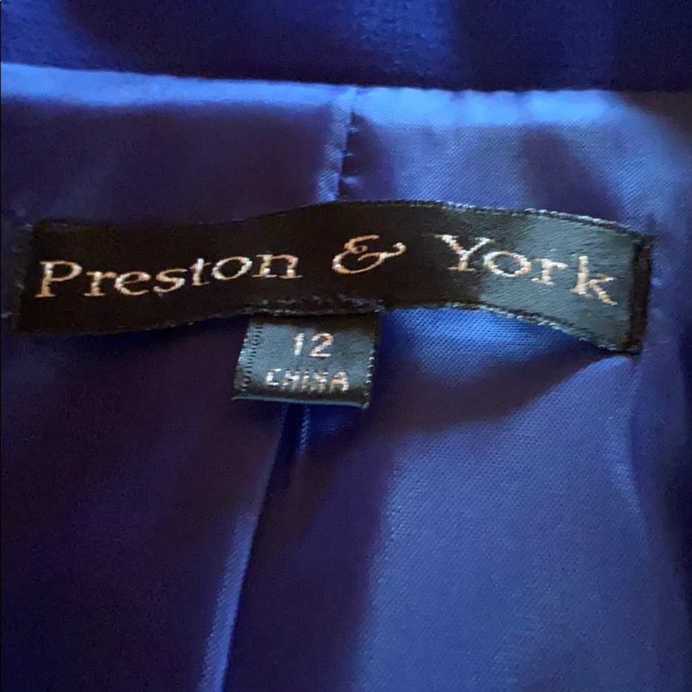 Jacket - Picture 2 of 5